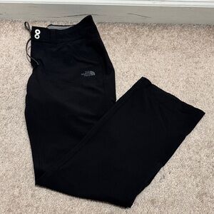 Women's North Face hiking pants size 2